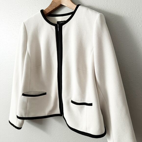 Talbots Women’s 18wp Cream Knit Black Trim Zip Jacket Blazer Size 18wp - Picture 2 of 12